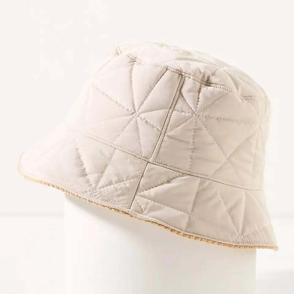 NWT Anthropologie Wyeth Reversible Corduroy Bucket Hat